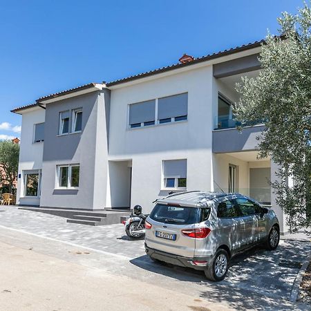 Apartman Suzi Pula Zewnętrze zdjęcie